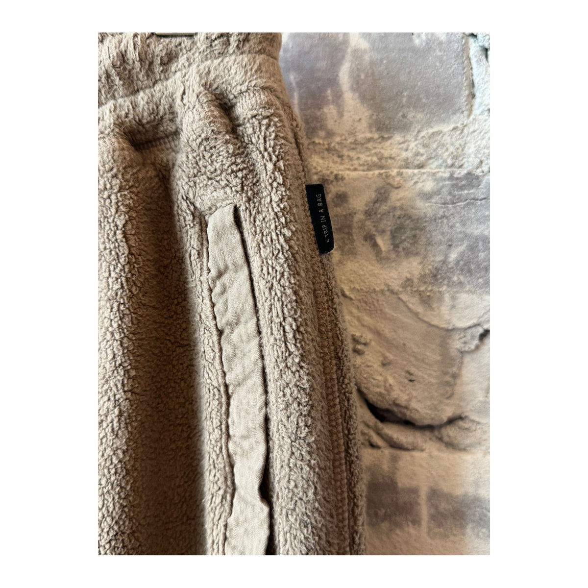 Men's PF Fleece Sweatpants in taupe, casual fit with elastic waistband and pockets, made by 04651/.