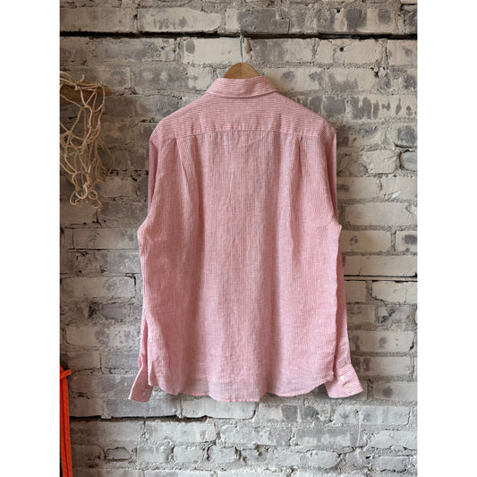Men's Paul Woven Shirt by Hartford Men's in pink and white, showing a close-up of the woven fabric and collar detail.