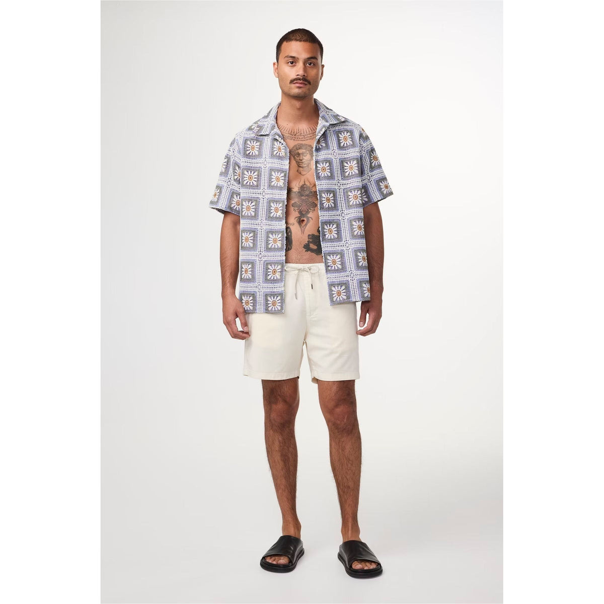 Men's NN07 Gregor Lyocell Blend Shorts in vanilla color, casual fit, lightweight fabric, front pockets, and adjustable waistband.
