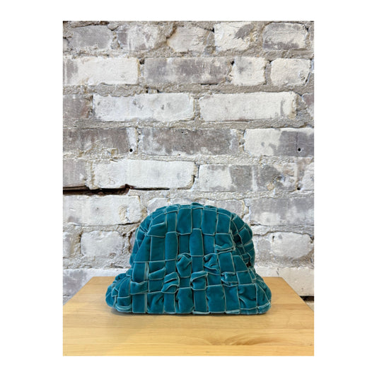 Velvet Mini Game Clutch - Ceruleo