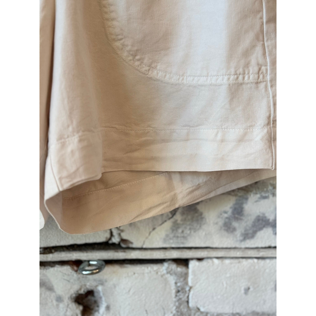 Women's Hartford Stefi Woven Shorts in stone color, featuring a comfortable woven design and casual fit.