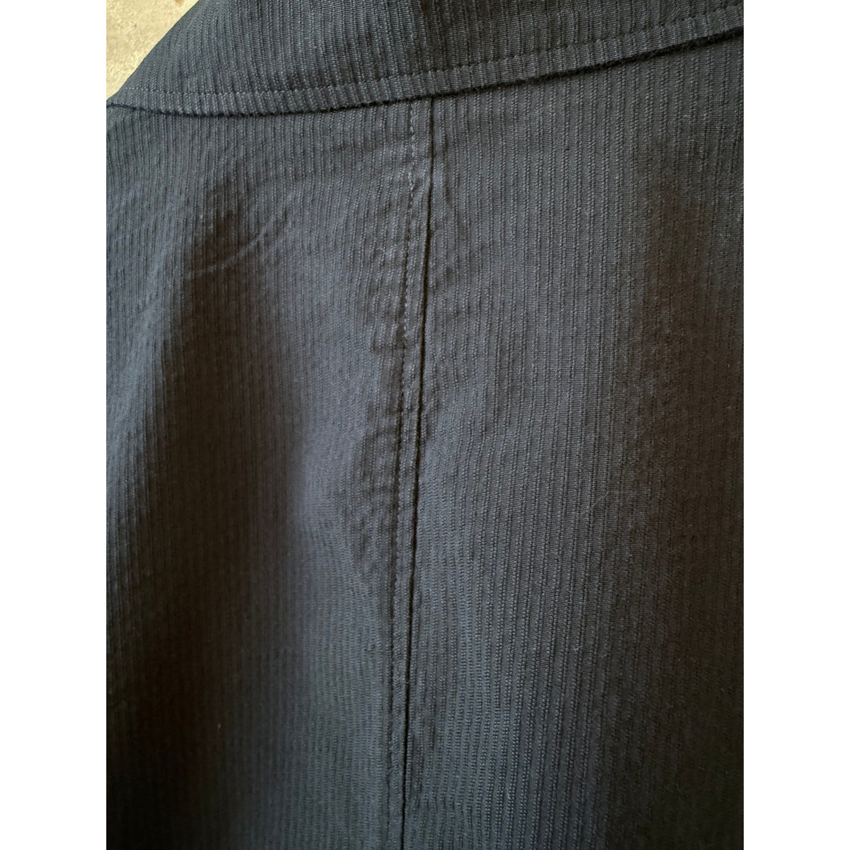 Men's navy Julian woven jacket by Hartford Men's, featuring textured fabric and tailored fit, shown on a male model.