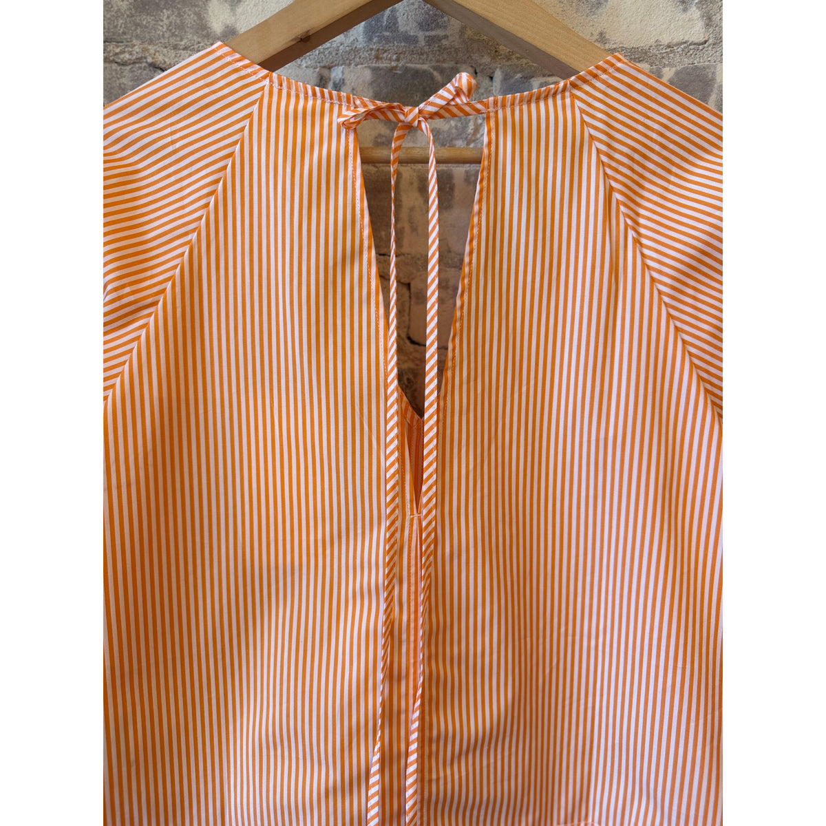 Closed Women's V-Neck Poplin Blouse – Spice Orange Rosy Brown