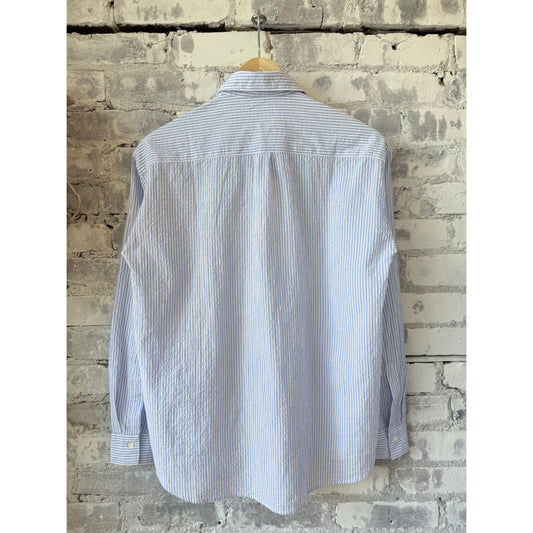 Women's Charlot woven shirt in white and blue by Hartford, featuring a casual fit and woven fabric detailed in the image.