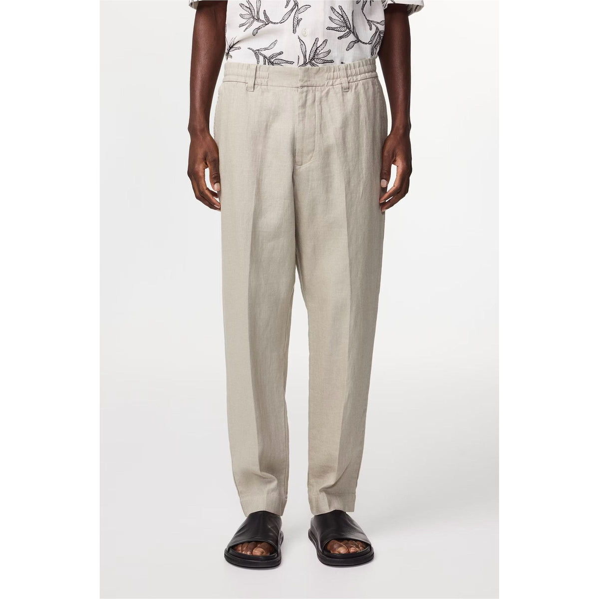 Men's NN07 Billie Drawstring Linen Pants in fog color, featuring a relaxed fit and lightweight linen fabric.