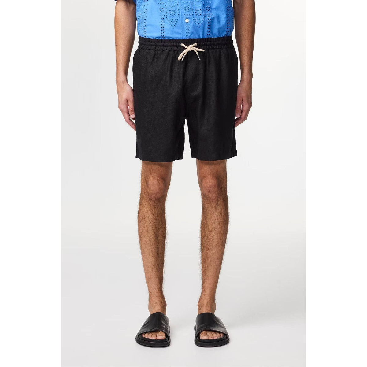 Men's black linen shorts from NN07, casual Gregor drawstring shorts with relaxed fit and comfortable waistband.