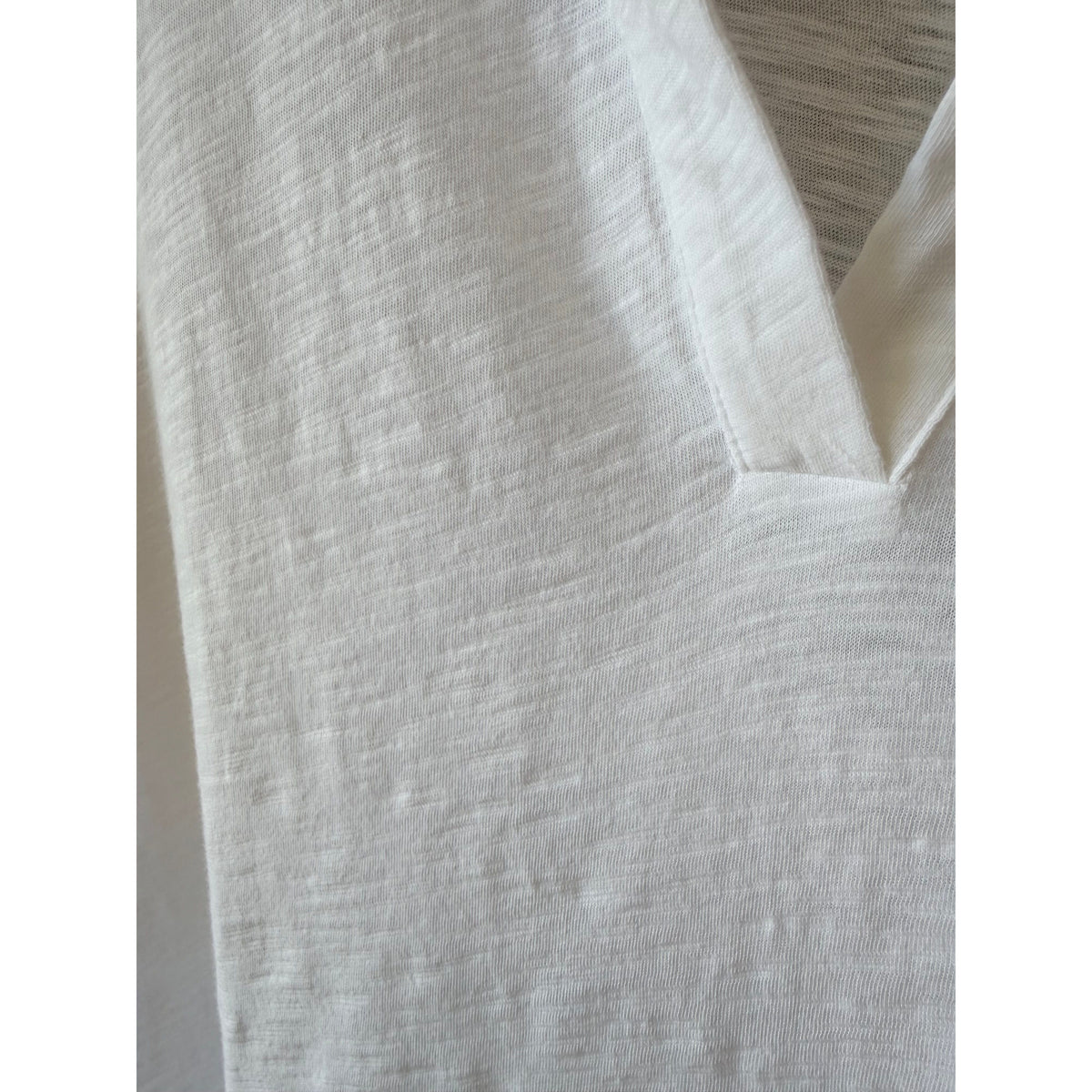 White Hartford Women's Tunage Knit T-Shirt, casual fit, soft fabric, short sleeves, perfect for everyday wear.