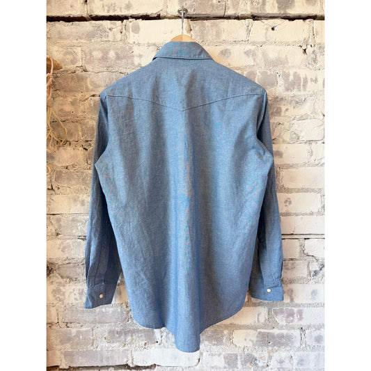 Hartford Women's Cameron woven shirt in medium blue, lightweight fabric with a casual fit and woven texture, suitable for everyday wear.