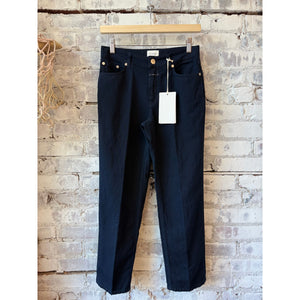 Women's Milo Straight Pants in Dark Night by Closed, featuring a sleek fit and dark denim fabric.