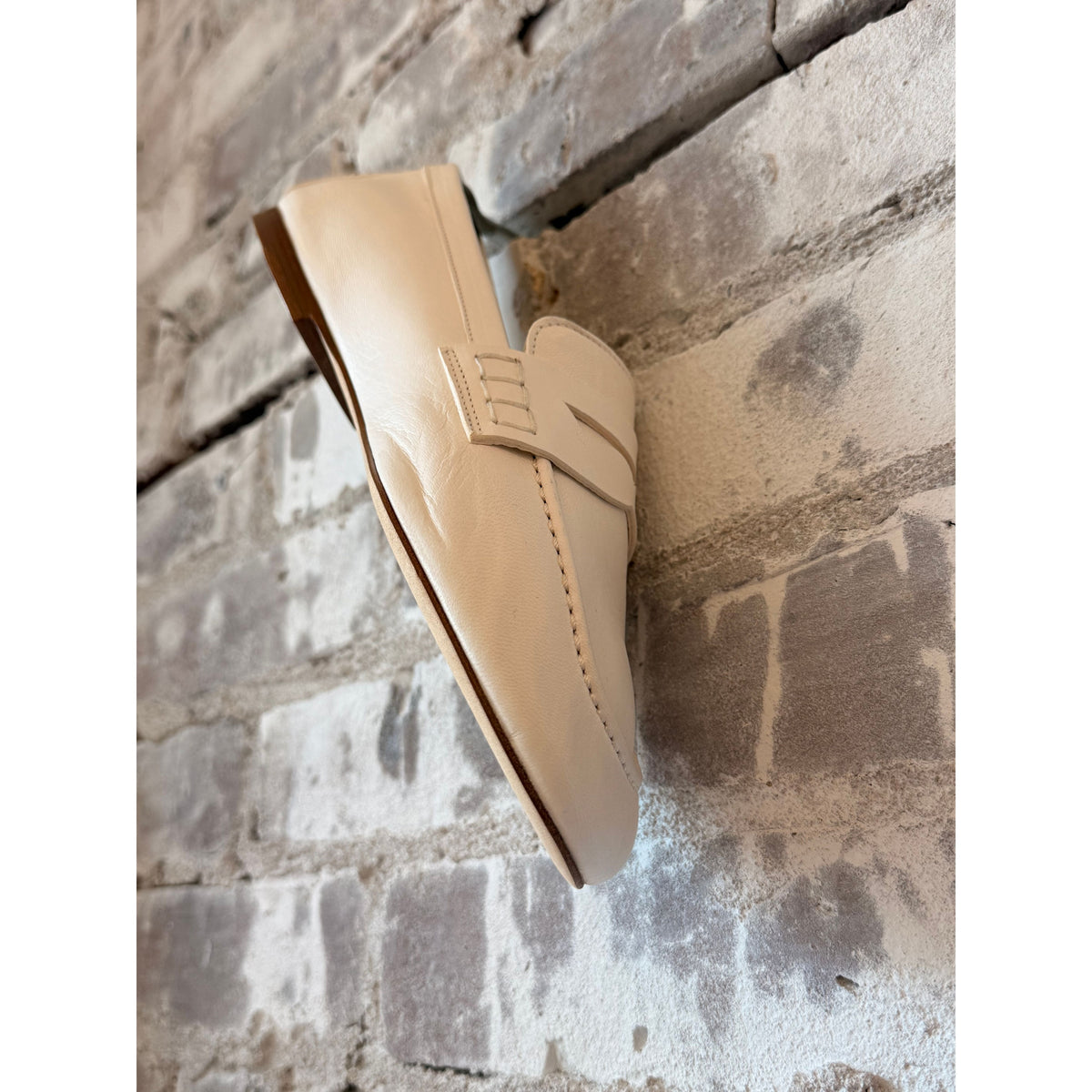 Women's Dear Frances Balla Loafer in chalk color, showcasing sleek leather design and classic slip-on style.