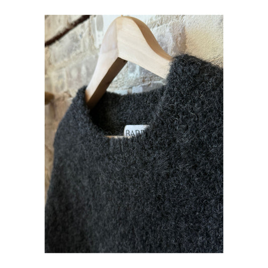 Colette Boucle Crewneck - Basalt - DUNE + SALT