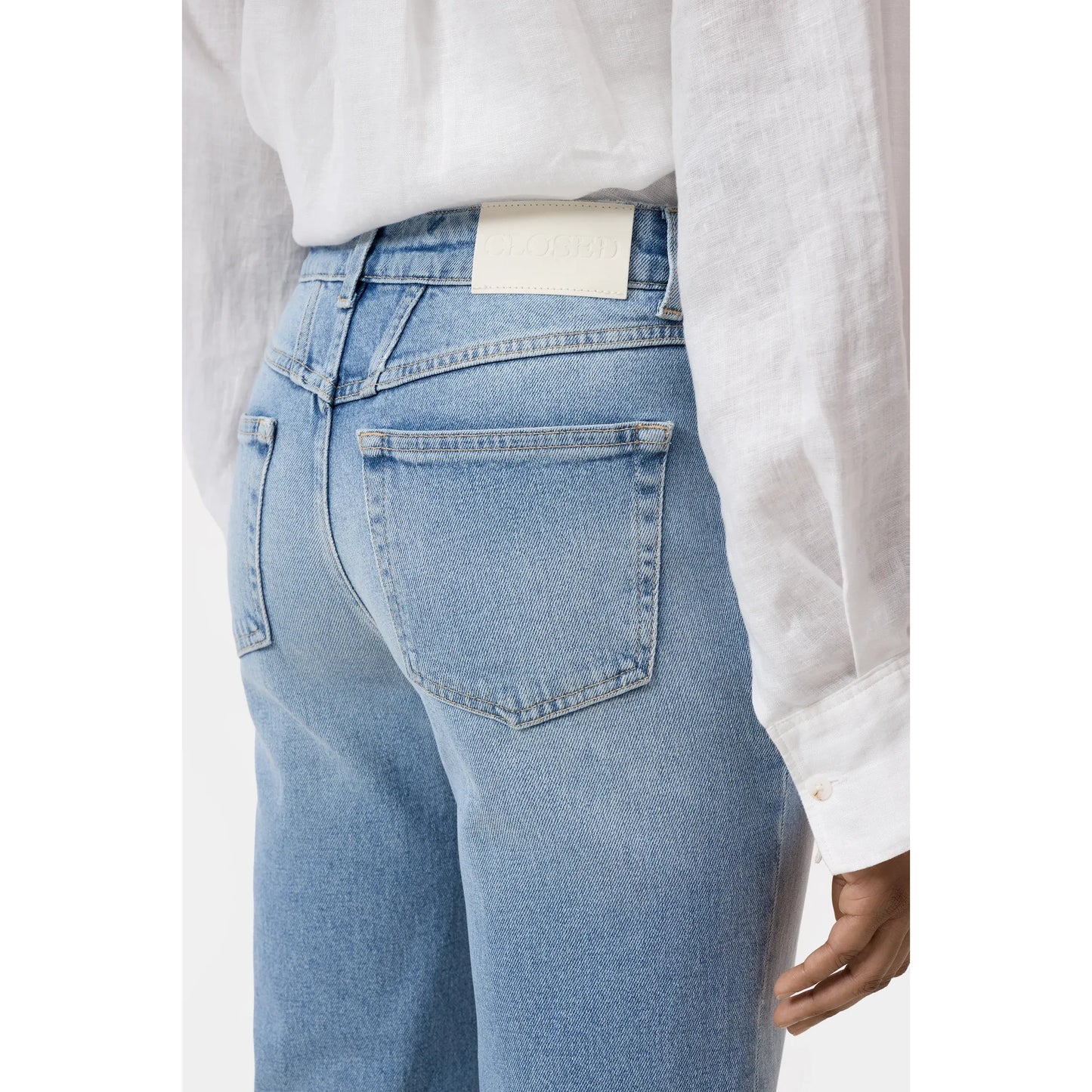 Milo Comfort Stretch Straight Jeans - Mid Blue - DUNE + SALT
