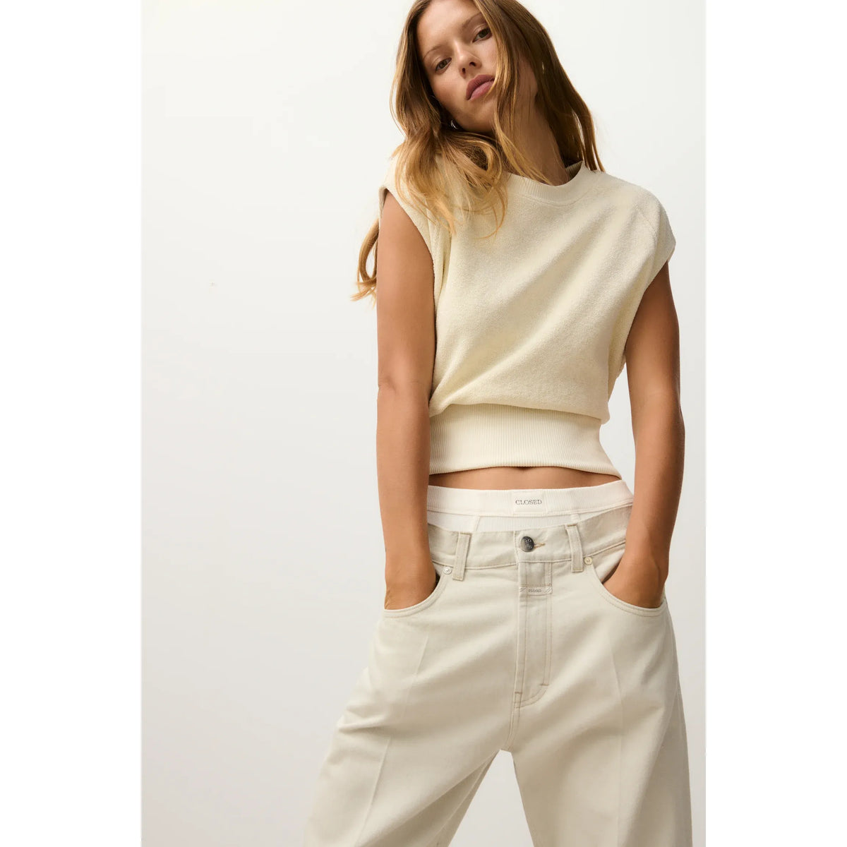 Closed Women's Waisted Crewneck Top – Witherit Beige Lavender