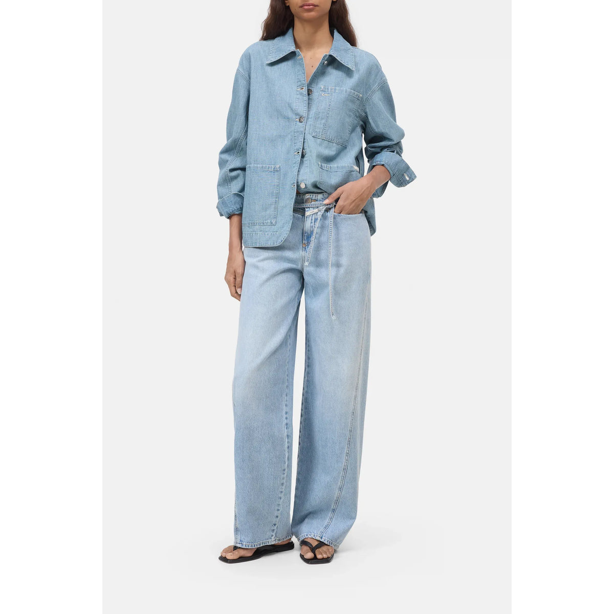 Women's light blue worker jacket by Closed, featuring a casual fit and durable fabric, suitable for work or everyday wear.
