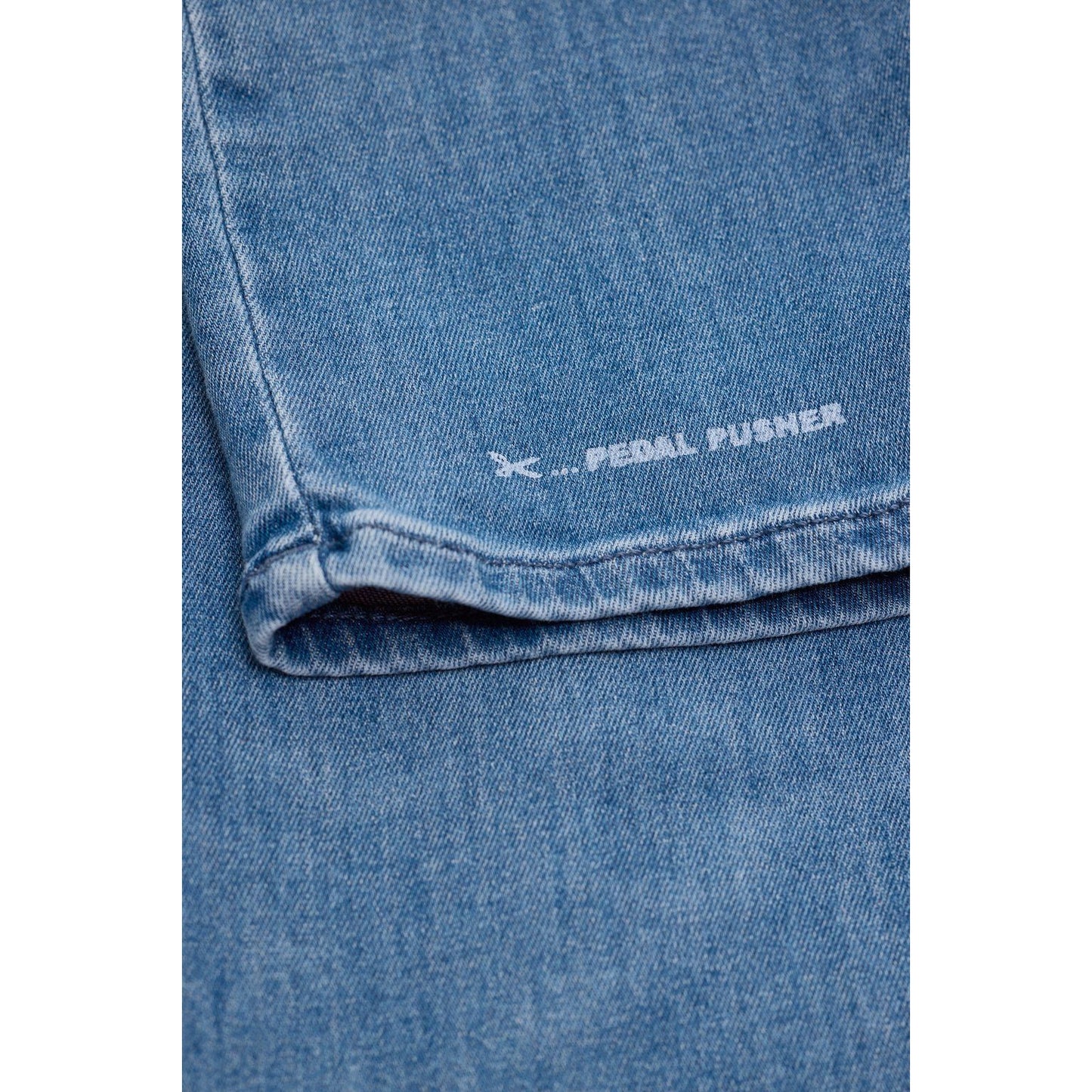 Pedal Pusher Relaxed Jean - Mid Blue - DUNE + SALT