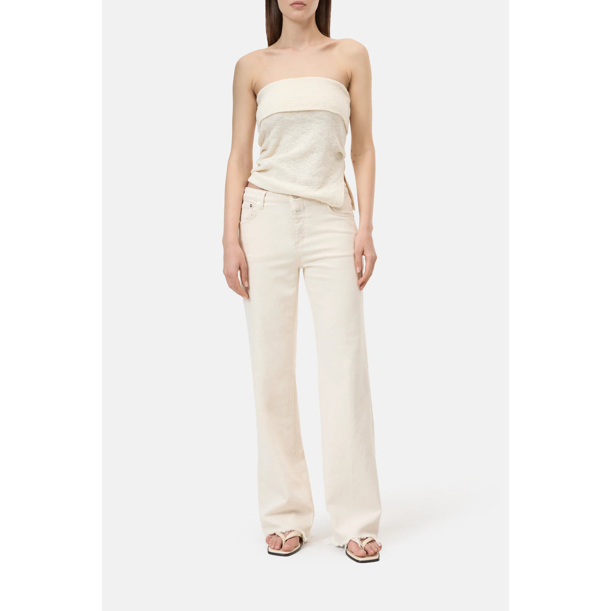 Women's Ivory Gillan Comfort Stretch Jean by Closed, showcasing a comfortable fit and classic five-pocket design.