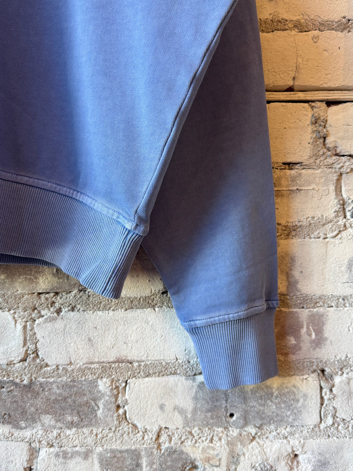 Closed Women's Organic Cotton Sweatshirt - Moonleaf Blue Light Gray