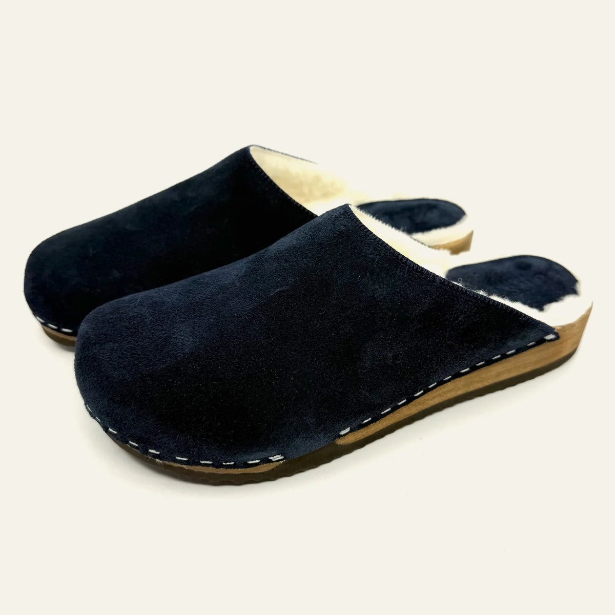 Kunsten Clogs Ella Suede/Lambswool Clog - Navy/White