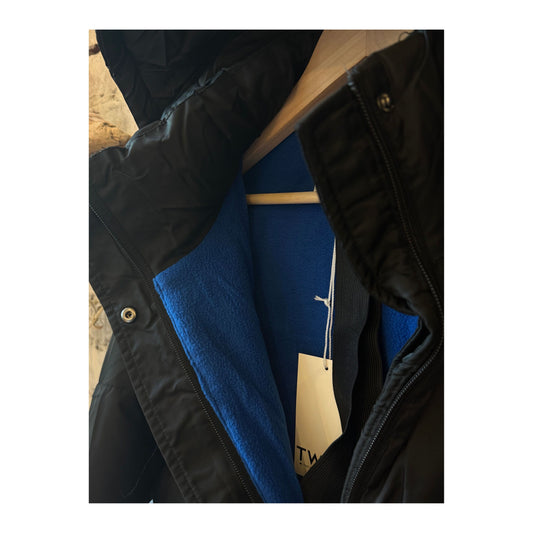 06 Long Puffer - Black/Royal Blue - DUNE + SALT