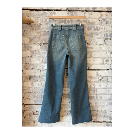 Aria Super Stretch Flared Jean - Mid Blue - DUNE + SALT