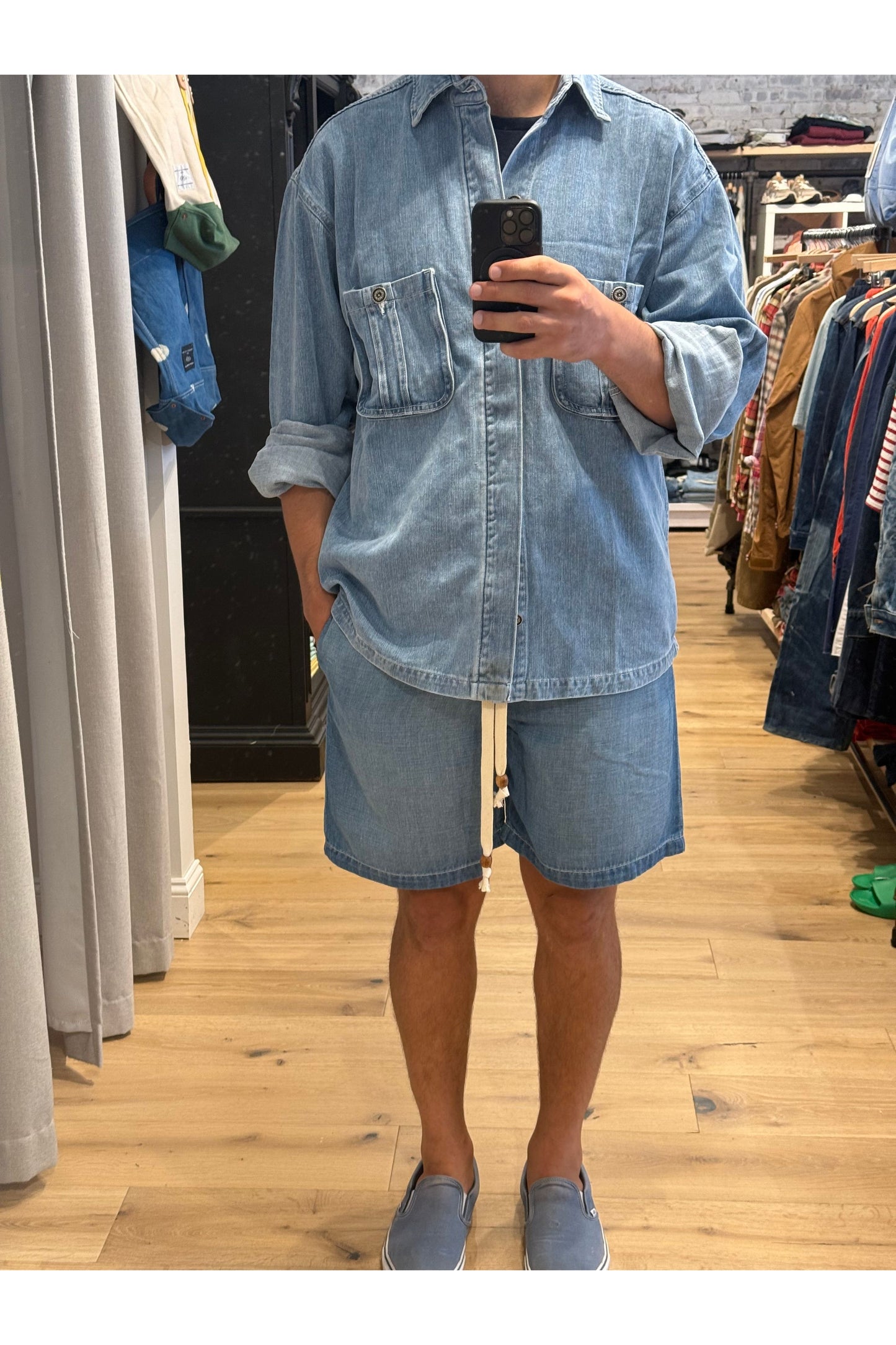 Sunny Afternoon Short - Light Wash Chambray - DUNE + SALT