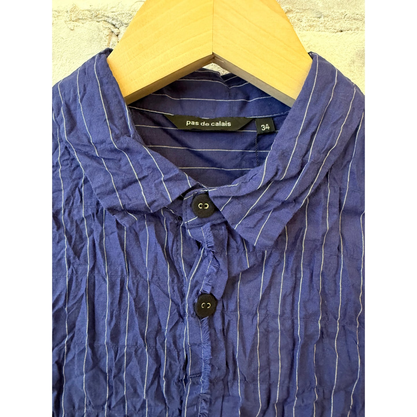 Stretch Cotton Crinkle SS Shirt - Bright Navy Pinstripe - DUNE + SALT