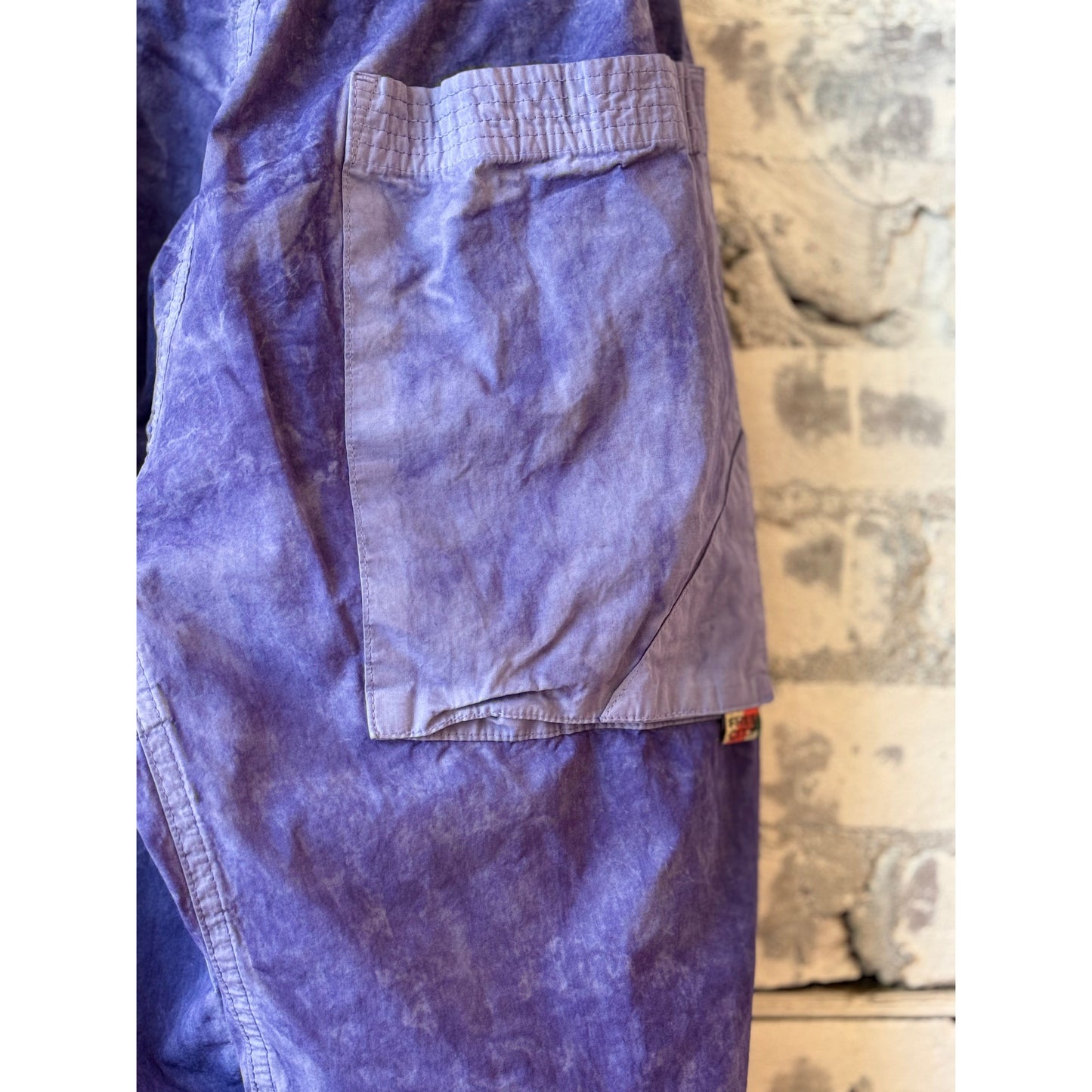 Women's lavender Homestud Outofsight Poplinair Flapsnap Kite Pant by Freecity, featuring a relaxed fit and stylish design.