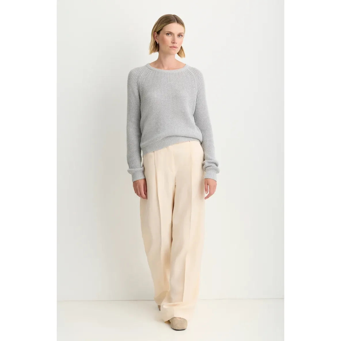 One Grey Day Raleigh Pullover - Heather Grey Light Gray