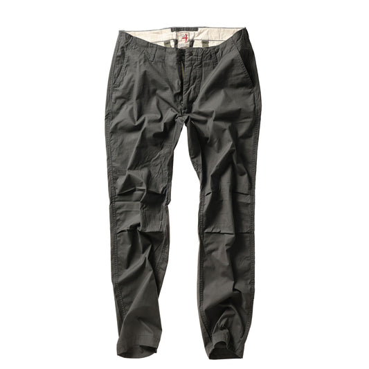 Flyweight Flex Chino - Charcoal - DUNE + SALT