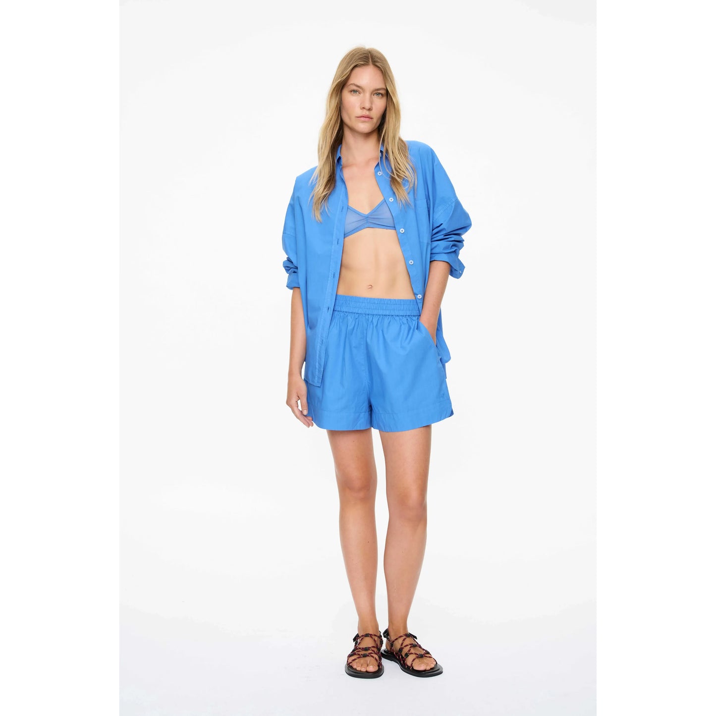 Women’s Chiara Shirt in ink blue by LMND, featuring a stylish fit and button details, perfect for casual or office wear.