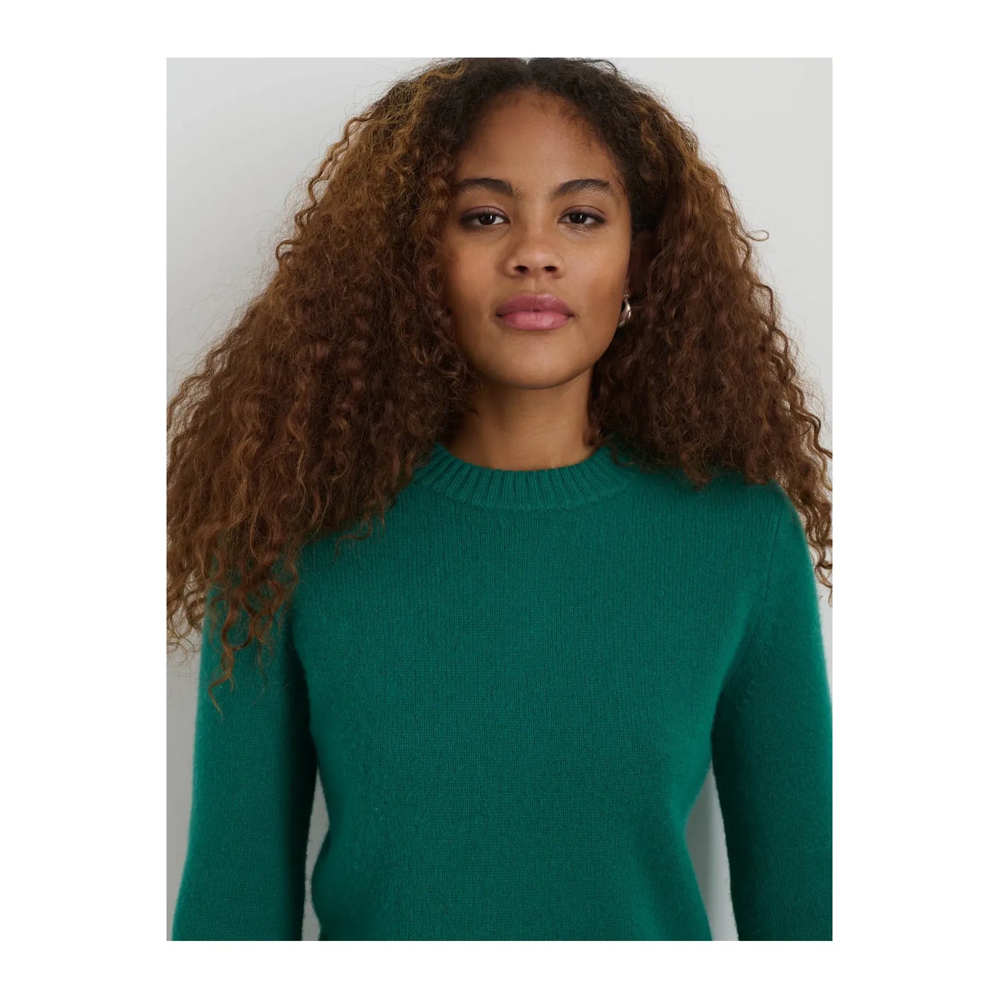 Marais Cashmere Crewneck Sweater - Kelly Green - DUNE + SALT