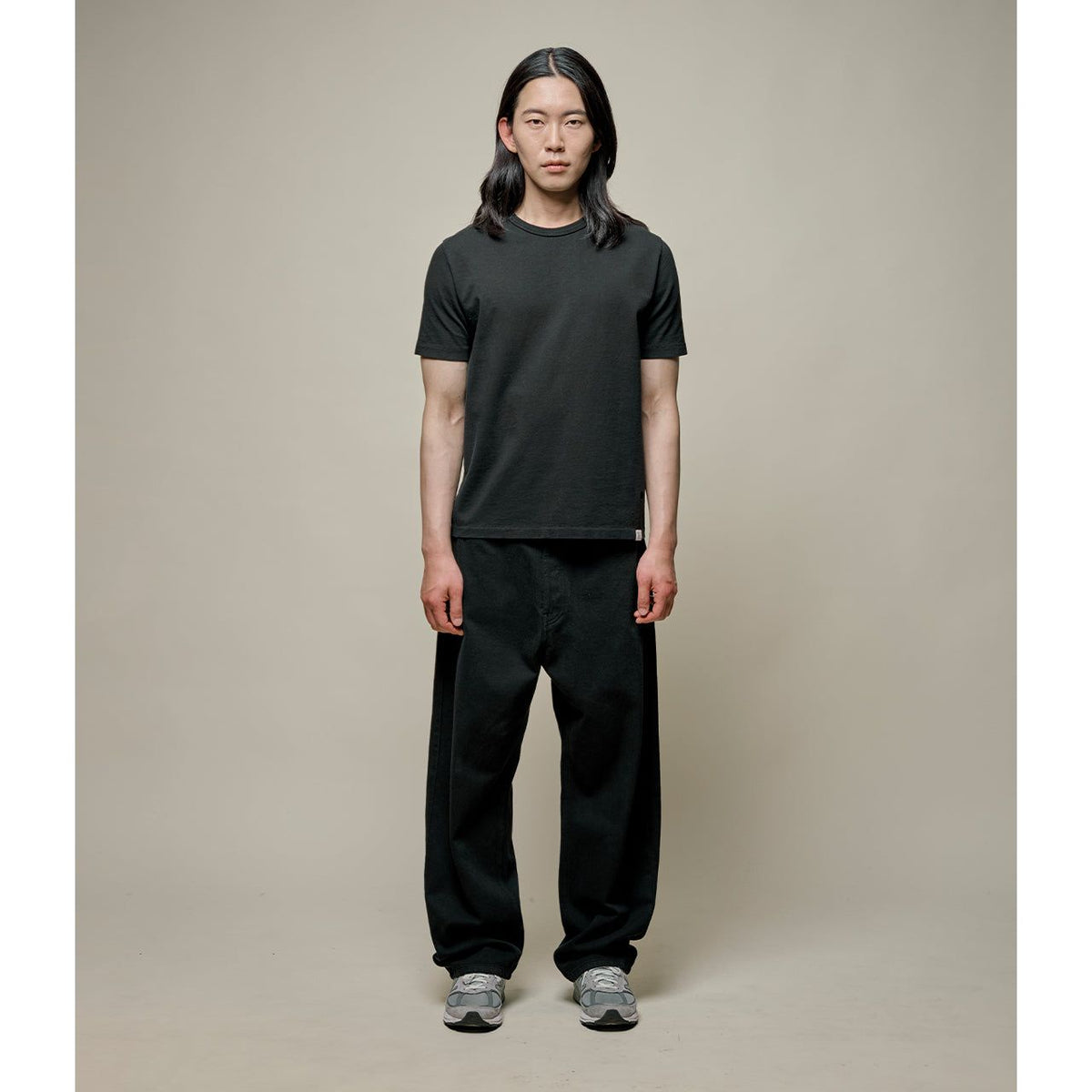Merz B. Schwanen Classic Cotton Jersey T-Shirt - Black Dark Gray