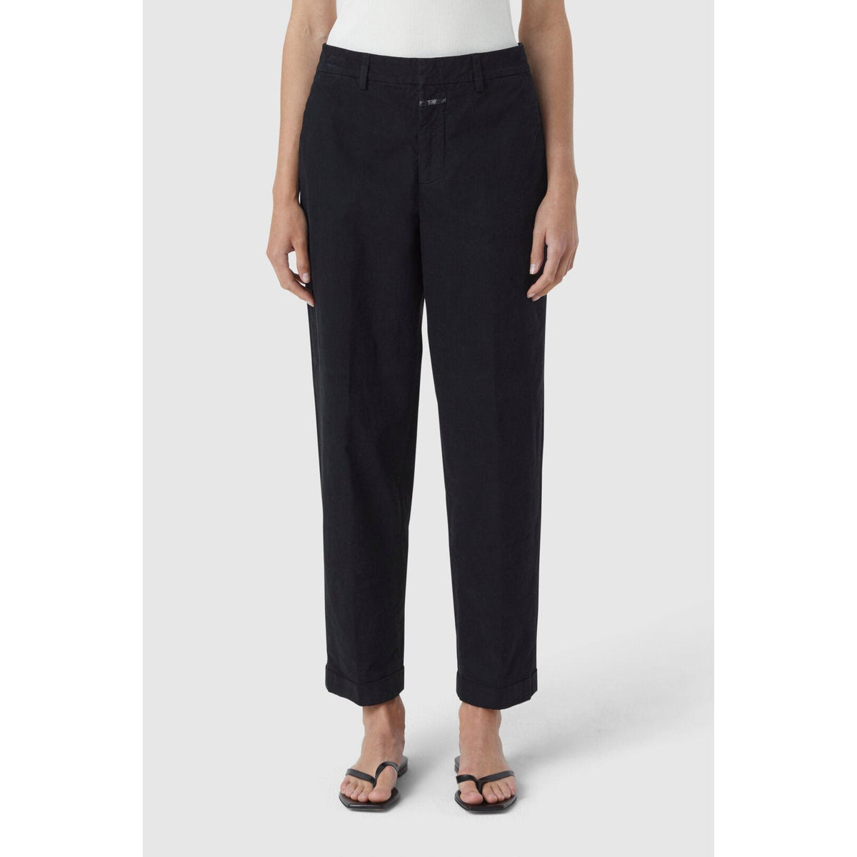 Black women's Auckley Organic Cotton Pant by Closed Women's, showing a comfortable, relaxed fit and soft organic cotton fabric.