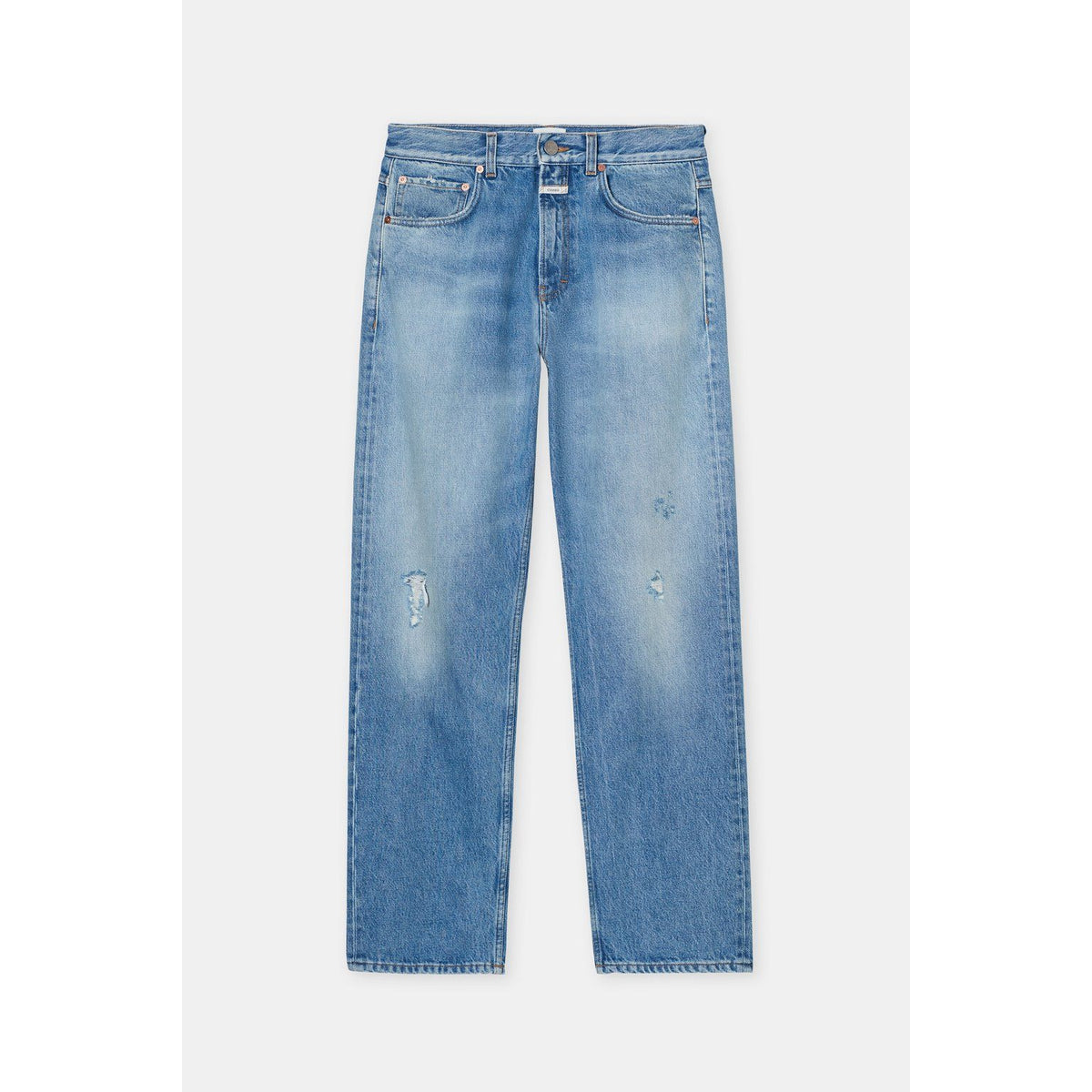 Women's Jonta Relaxed Jean in mid blue from Closed, showcasing a casual fit and classic denim style with visible stitching and pockets.