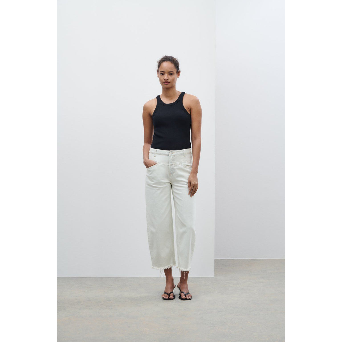Women's Stover-X Comfort Stretch Relaxed Jean by Closed, in extreme light wash, featuring a relaxed fit and comfortable stretch denim.