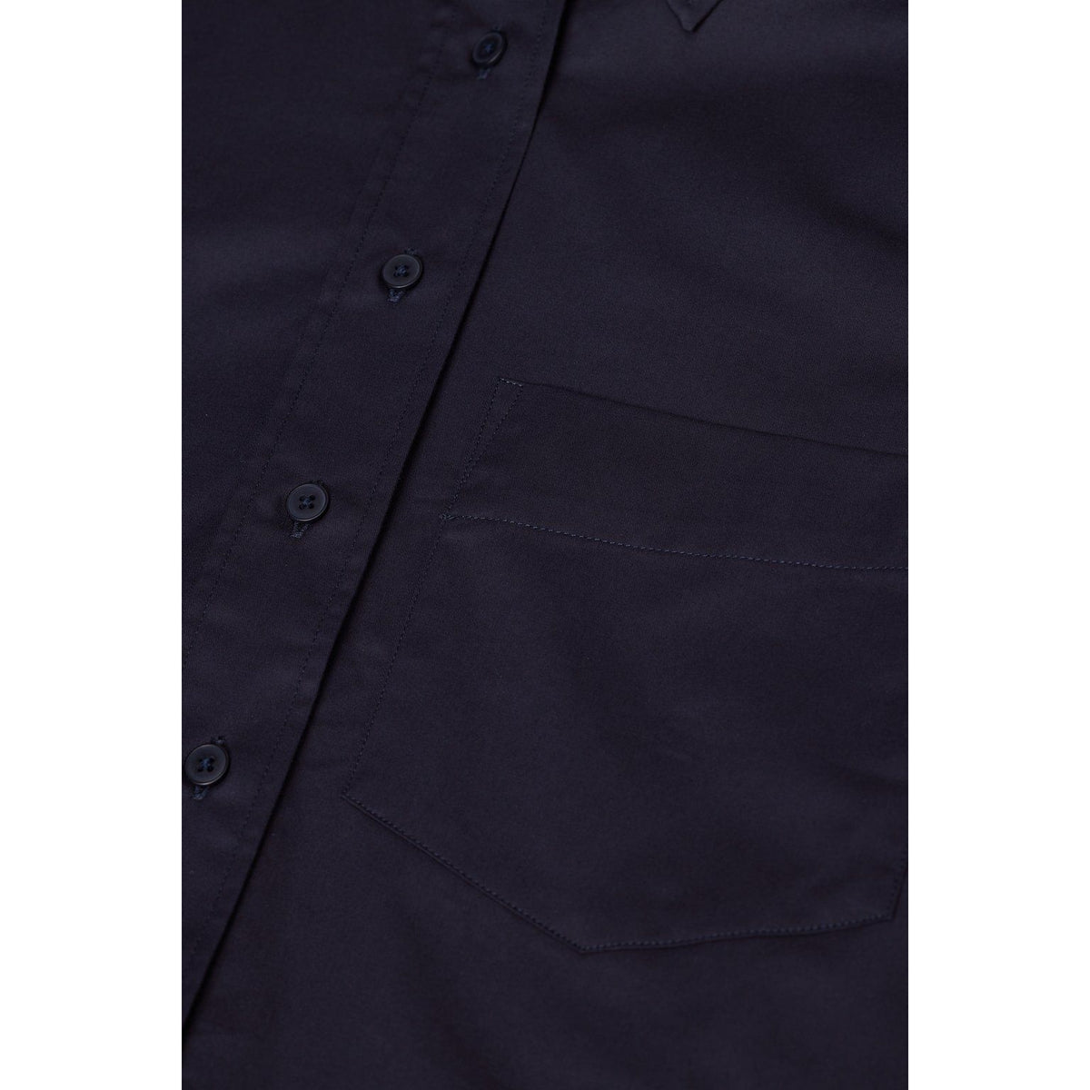 Women's dark night cotton poplin blouse by Closed, featuring a short, fitted design with a classic collar and button-front closure.