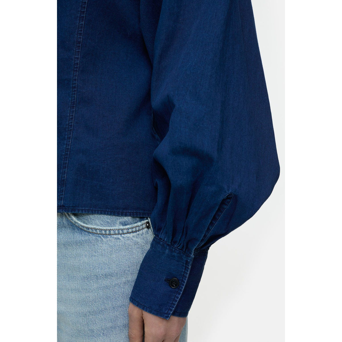 Dark blue women's tailored cotton blouse from Closed Women's, shown in a close-up image highlighting the collar and fabric details.