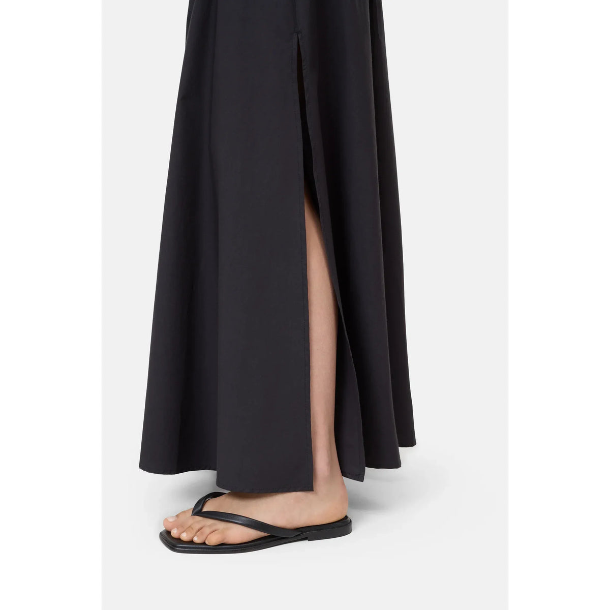 Women's black gathered skirt by Closed, featuring a stylish, textured fabric and a flattering fit designed for everyday wear.