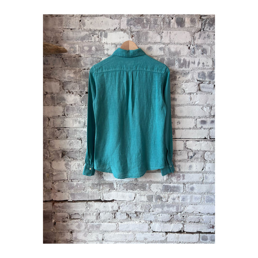 Women's Coraz Linen Shirt in Lagoon by Hartford Women's, shown in a relaxed fit with short sleeves and breezy linen fabric.