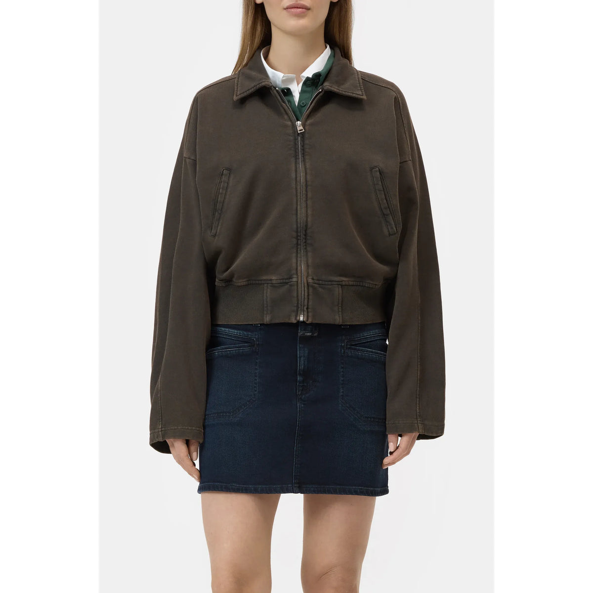 Women's organic cotton brown jacket by Closed, featuring a comfortable fit and natural fabric texture.