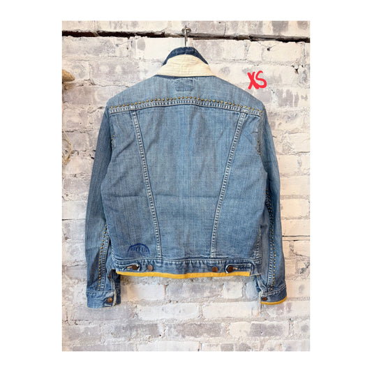 Women's Freecity RTU 1972 SuperVintage Homestud Americana jacket with vintage patina, featuring classic Americana design and distressed details.