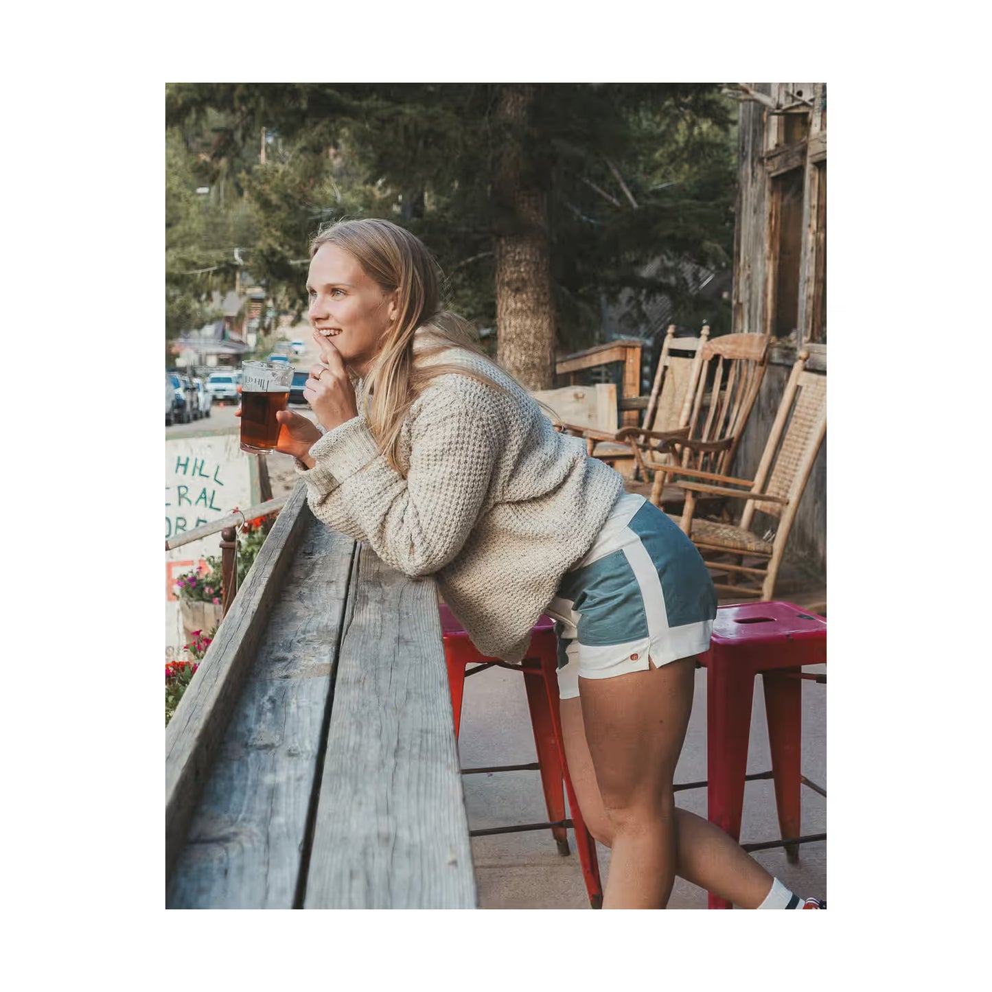 Women's 5incher Field Shorts - Off-White/Stormy Blue - DUNE + SALT