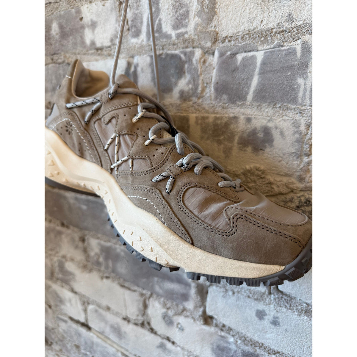 Flower Mountain Yamabushi Suede/Nylon Sneaker – Light Grey Dark Gray