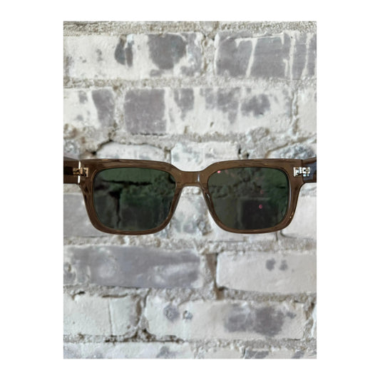 Men's Barton Perreira Zander sunglasses in Tabac and Green Smoke with round frames and tinted lenses.