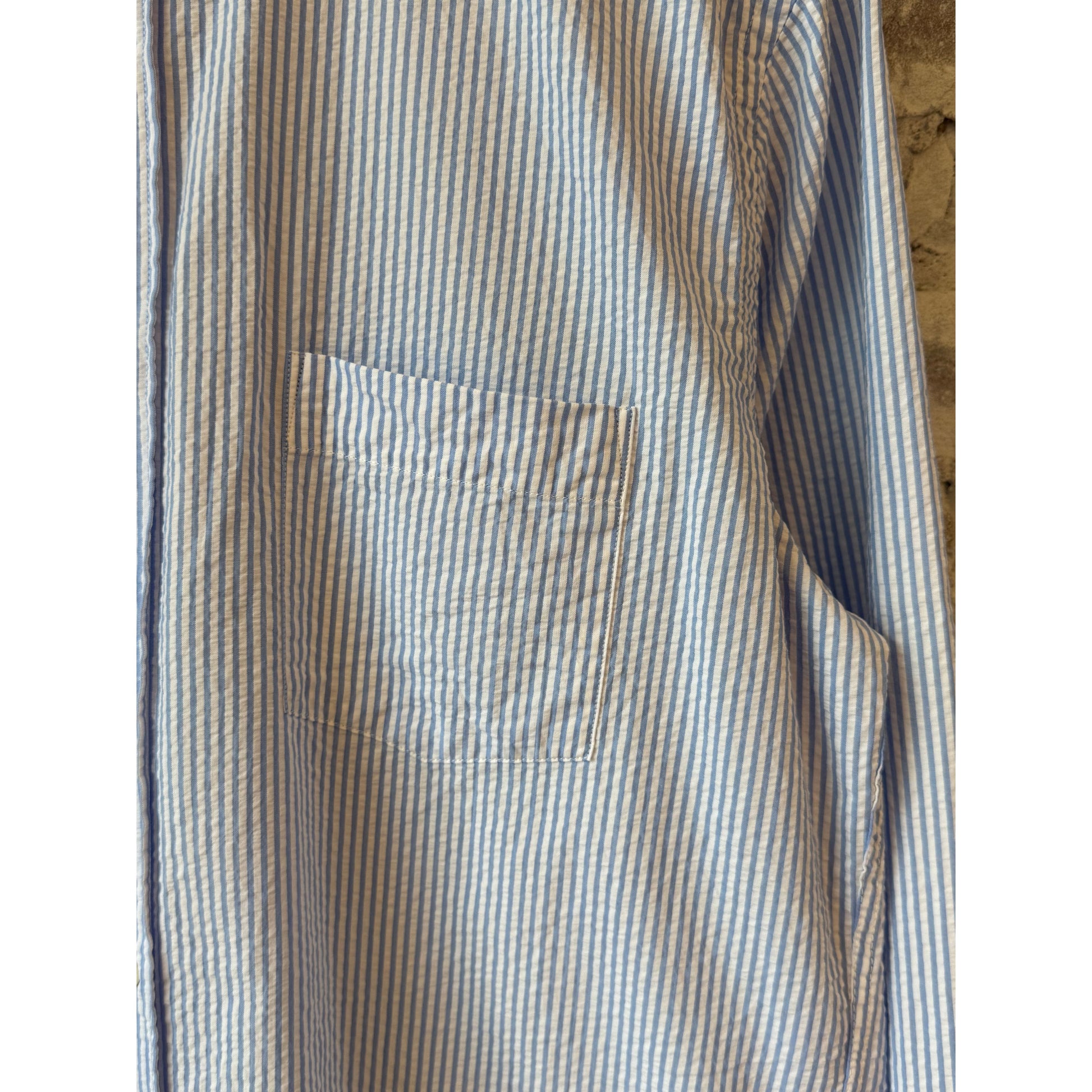 Men's Paul Woven Seersucker Shirt in sky blue and white by Hartford Men's, featuring a textured seersucker fabric and button-down design.