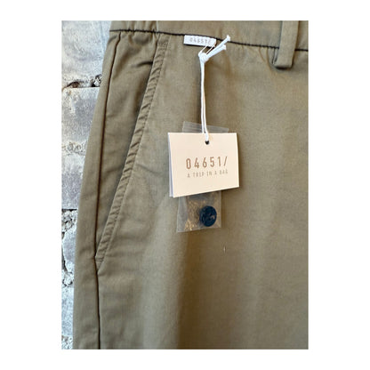 Men's taupe twill pants with a straight fit, featuring front pockets and belt loops, casual and versatile for everyday wear.