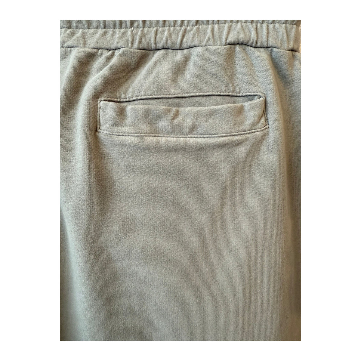 Men's grey IF Jogger pants with elastic waistband and tapered fit, made by 04651/.