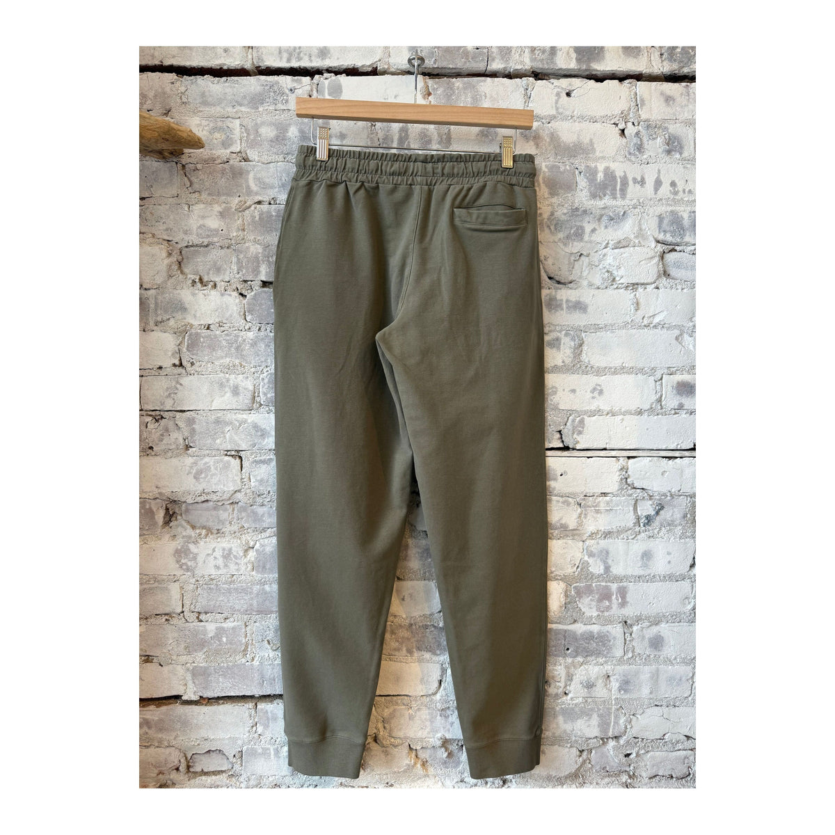 Men's IF Jogger in Jungle Green, casual men's jogger pants with a relaxed fit and comfortable fabric.