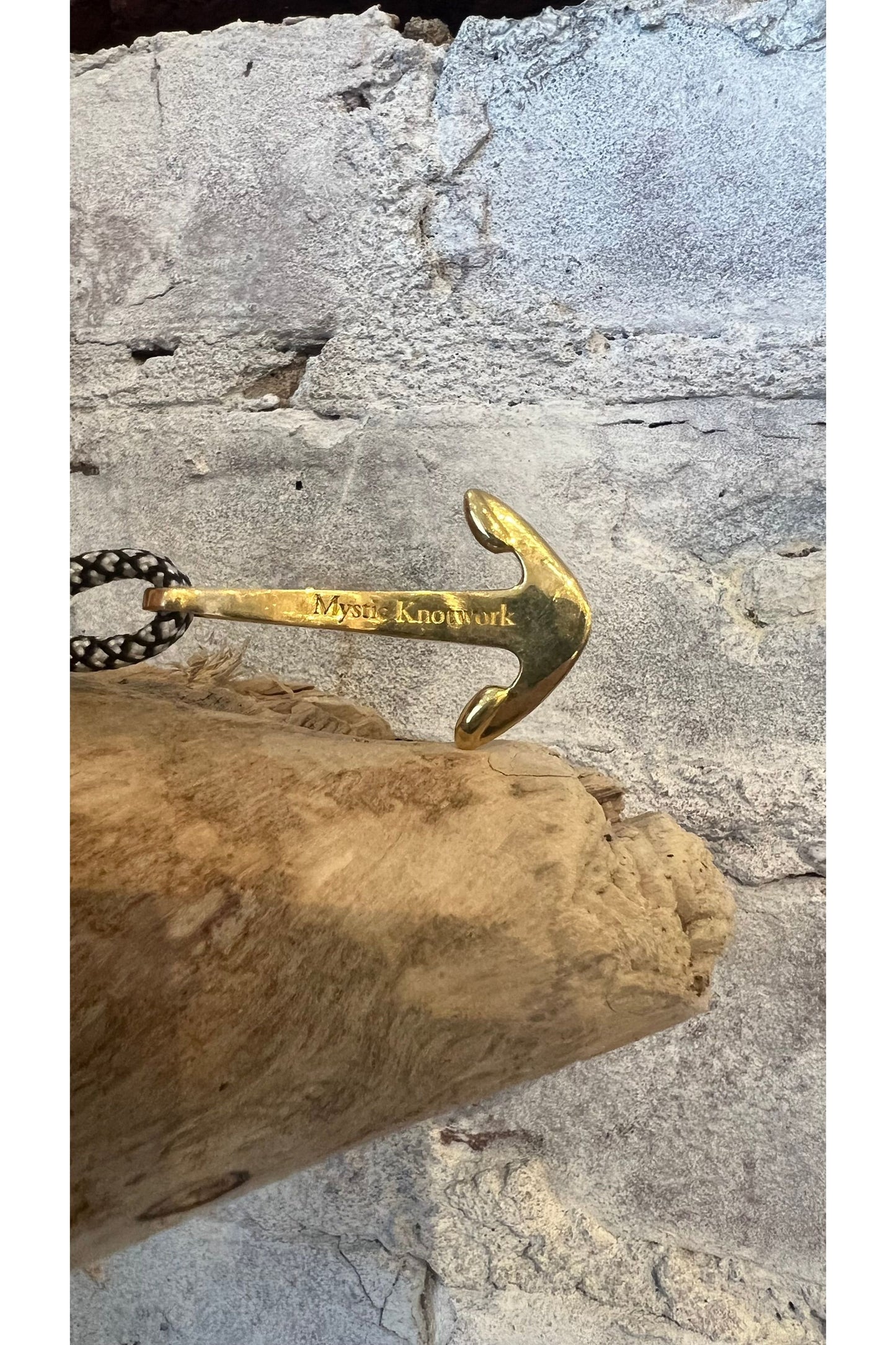 Black Diamond Nautical Brass Anchor Bracelet - DUNE + SALT