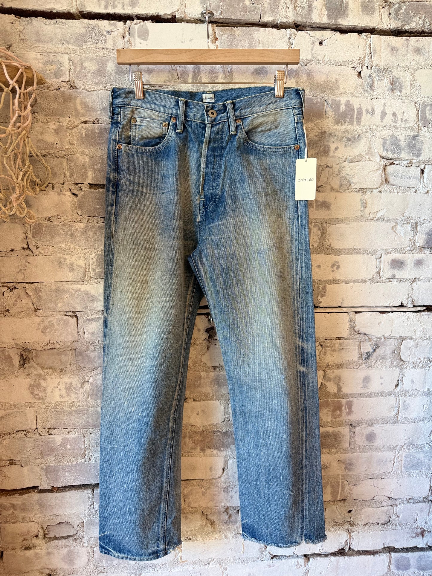 13.5oz Selvedge Denim Used Ankle Cut - Medium Distress - DUNE + SALT